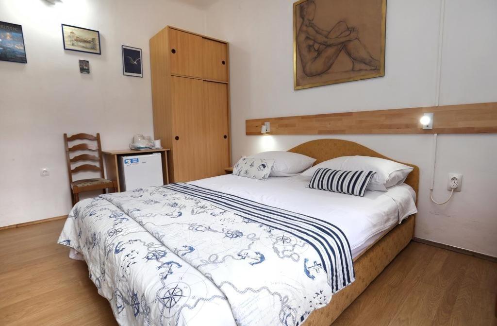 Rooms With A Parking Space Trogir - 17442 Δωμάτιο φωτογραφία